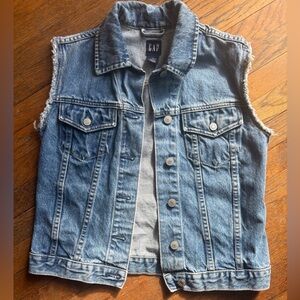 GAP Light Blue Denim Vest Raw Hem Sleeves | size XS